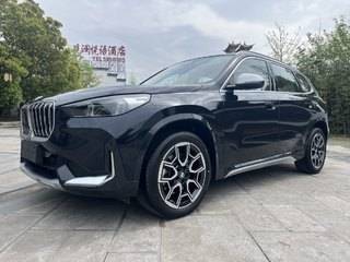 宝马X1 xDrive25Li 2.0T 自动 X设计套装 