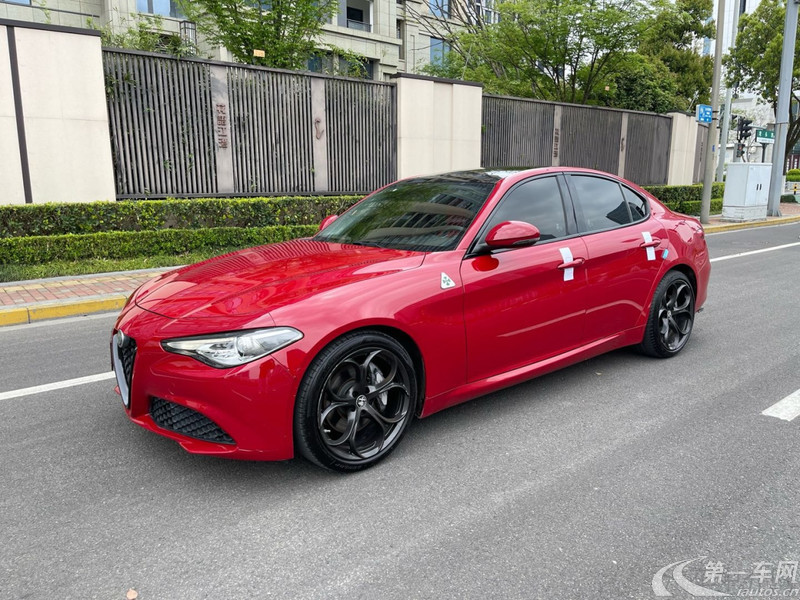 阿尔法罗密欧Giulia [进口] 2019款 2.0T 自动 豪华版 