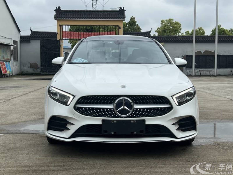 【湖州二手奔驰A级三厢】奔驰A级 A200L 2020款 1.3T 自动 改款运动轿车时尚型