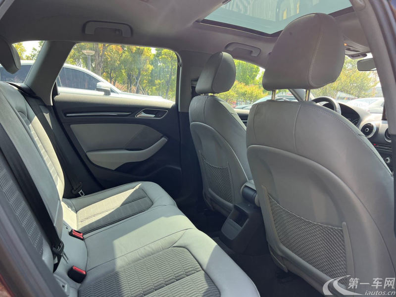 奥迪A3 35TFSI 2018款 1.4T 自动 汽油 风尚型30周年Sportback (国Ⅴ) 