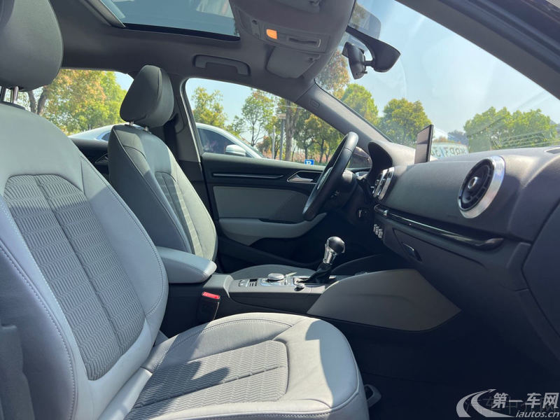 奥迪A3 35TFSI 2018款 1.4T 自动 汽油 风尚型30周年Sportback (国Ⅴ) 