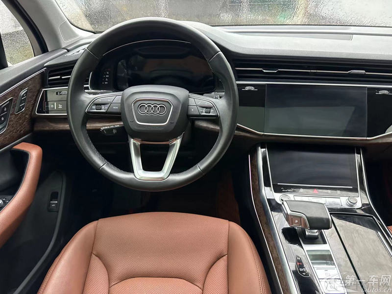 奥迪Q7 55 [进口] 2022款 3.0T 自动 冰雪运动型quattro-S-line 