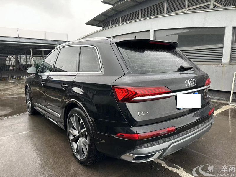 奥迪Q7 55 [进口] 2022款 3.0T 自动 冰雪运动型quattro-S-line 