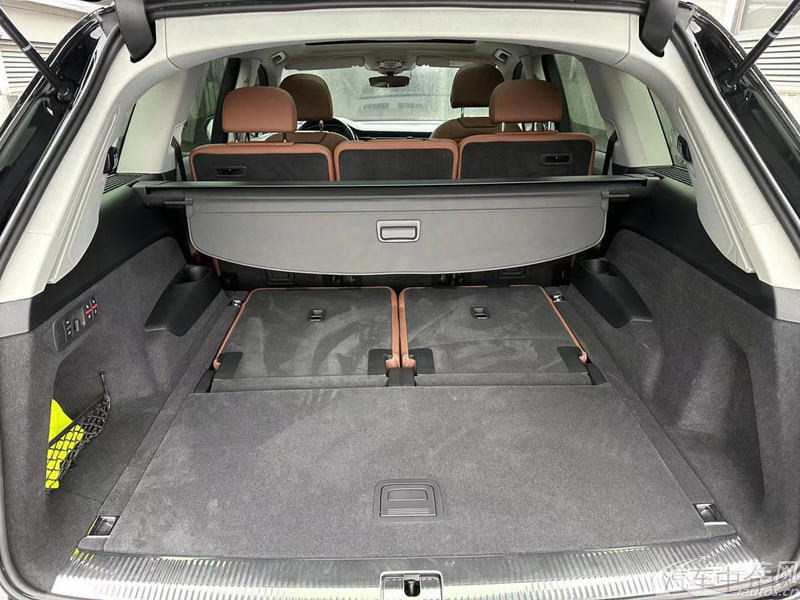 奥迪Q7 55 [进口] 2022款 3.0T 自动 冰雪运动型quattro-S-line 