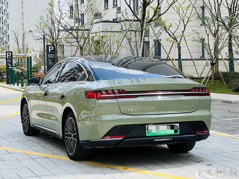 比亚迪汉EV 2022款 自动 610KM尊享型 纯电动 