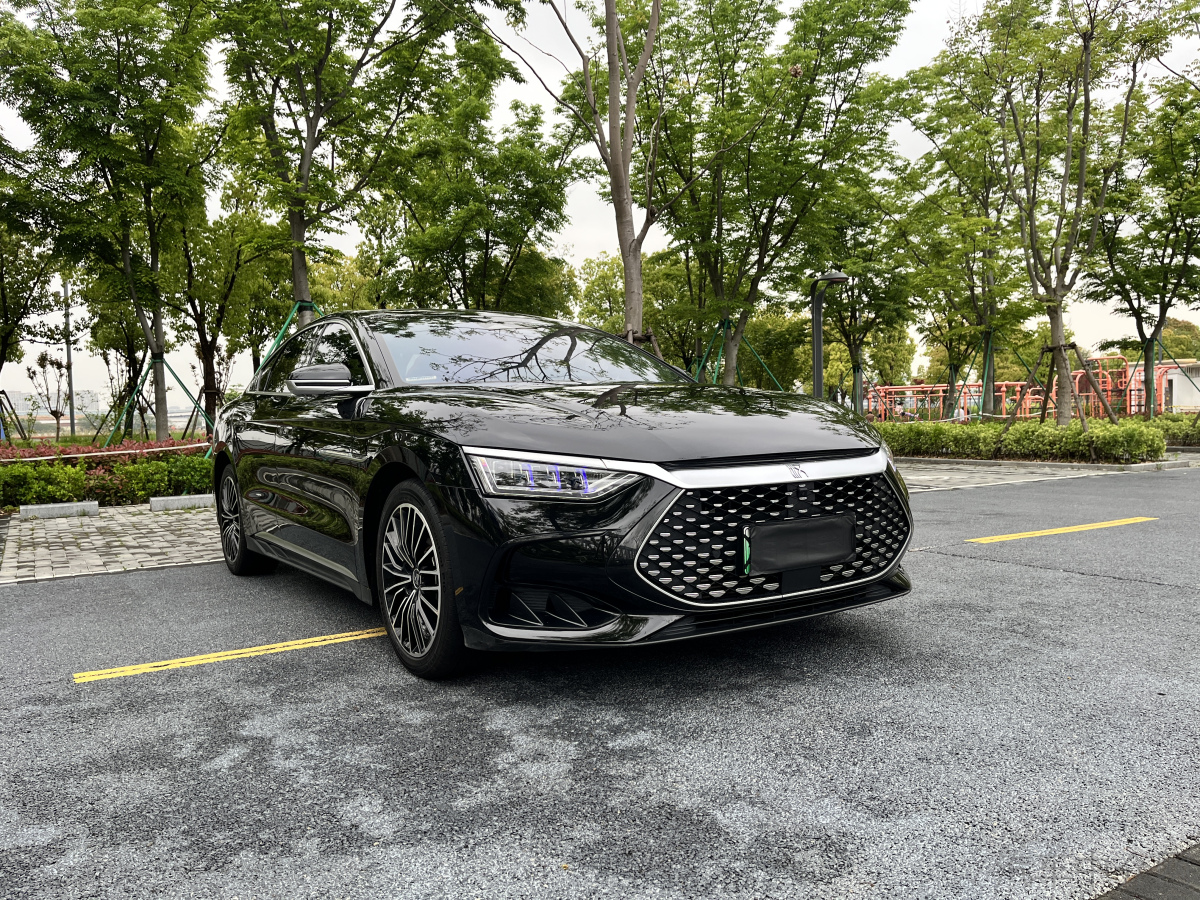 比亚迪汉DM i 2022款 1.5T 自动 121KM尊享型 价格0万 