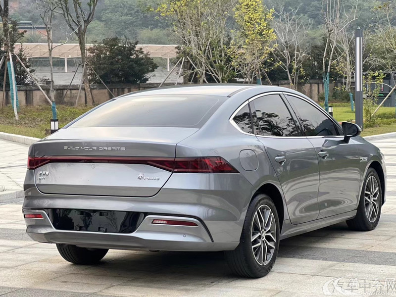 比亚迪秦PLUS 2021款 1.5L 自动 旗舰型 (国Ⅵ) 