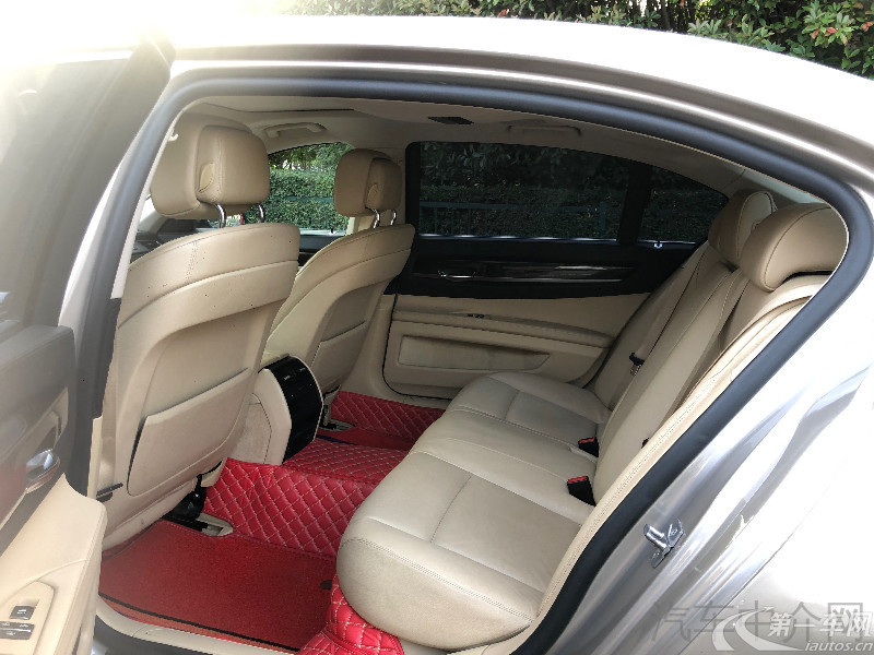 宝马7系 730Li [进口] 2011款 3.0L 自动 汽油 典雅型 