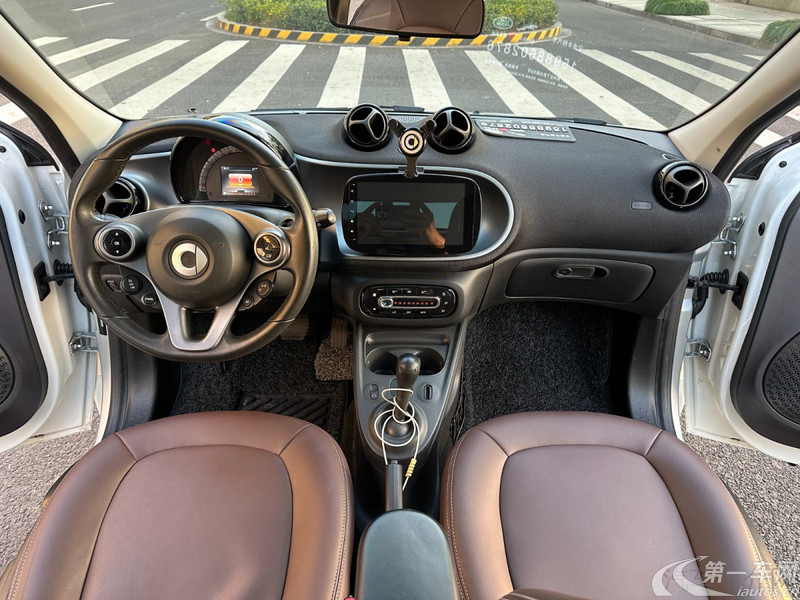 SmartForTwo [进口] 2016款 1.0L 自动 汽油 灰行侠特别版 