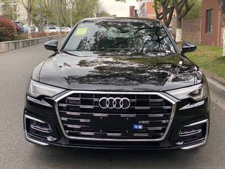 奥迪A6L 40TFSI 2.0T 自动 豪华动感型 