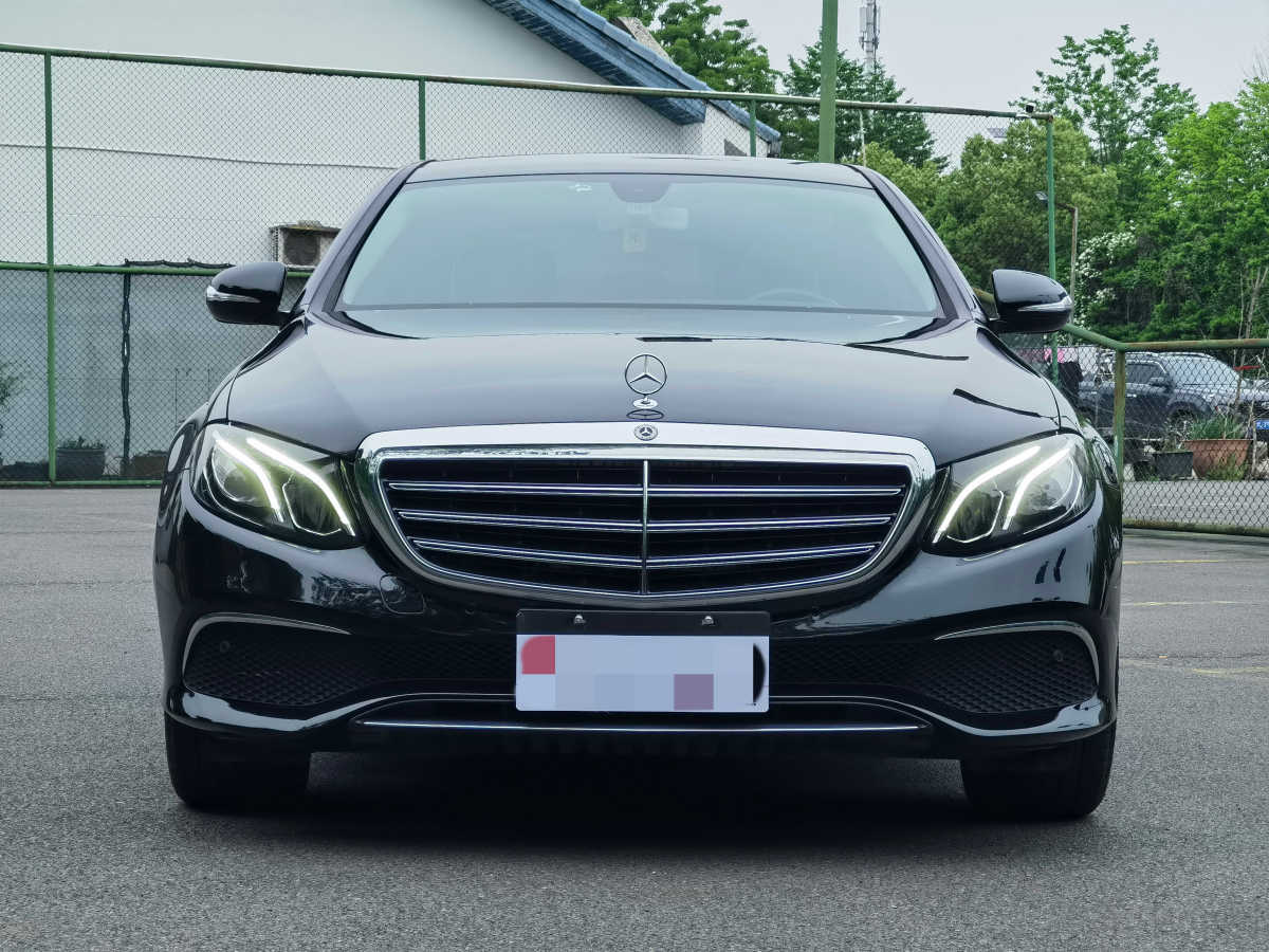 奔驰E级 E300L 2017款 2.0T 自动 汽油 运动时尚型 价格0万