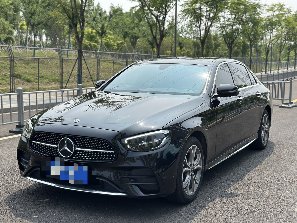 奔驰E级 E300L 2021款 2.0T 自动 汽油 时尚型 价格0万 