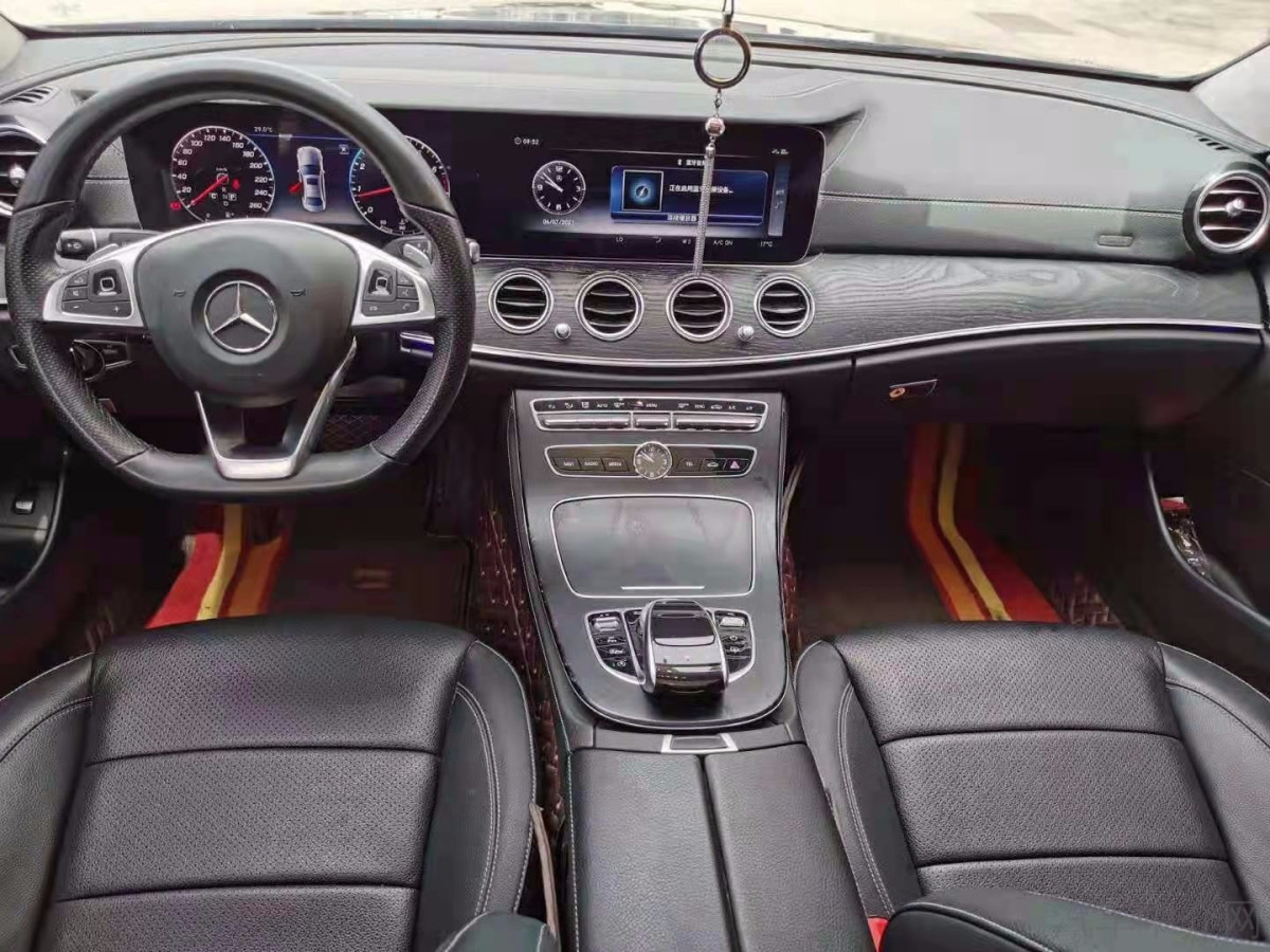 奔驰E级 E300L 2018款 2.0T 自动 汽油 运动豪华型改款 价格0万 