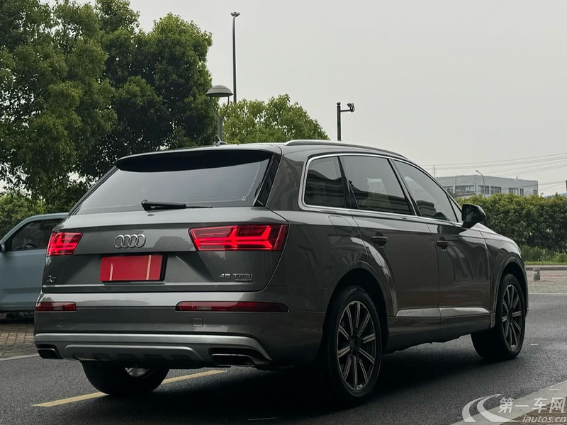 奥迪Q7 45 [进口] 2018款 3.0T 自动 技术型 