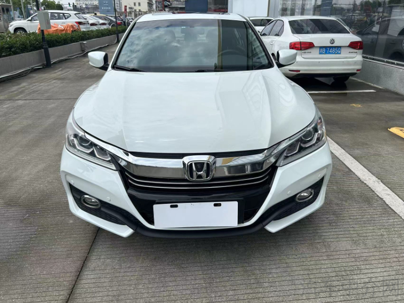 本田雅阁 2018款 1.5T 自动 230TURBO舒适版 价格0万