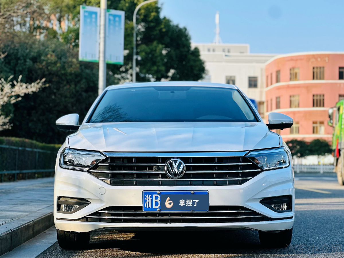 大众速腾 2021款 1.4T 自动 280TSI旗舰智联版 价格0万