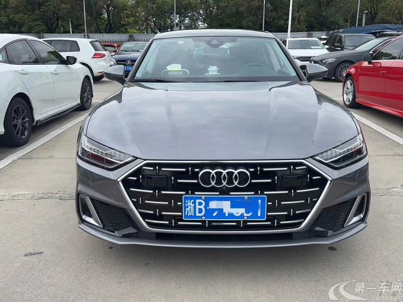 奥迪A7L 45TFSI 2022款 2.0T 自动 S-line筑梦型流晶套装 (国Ⅵ) 