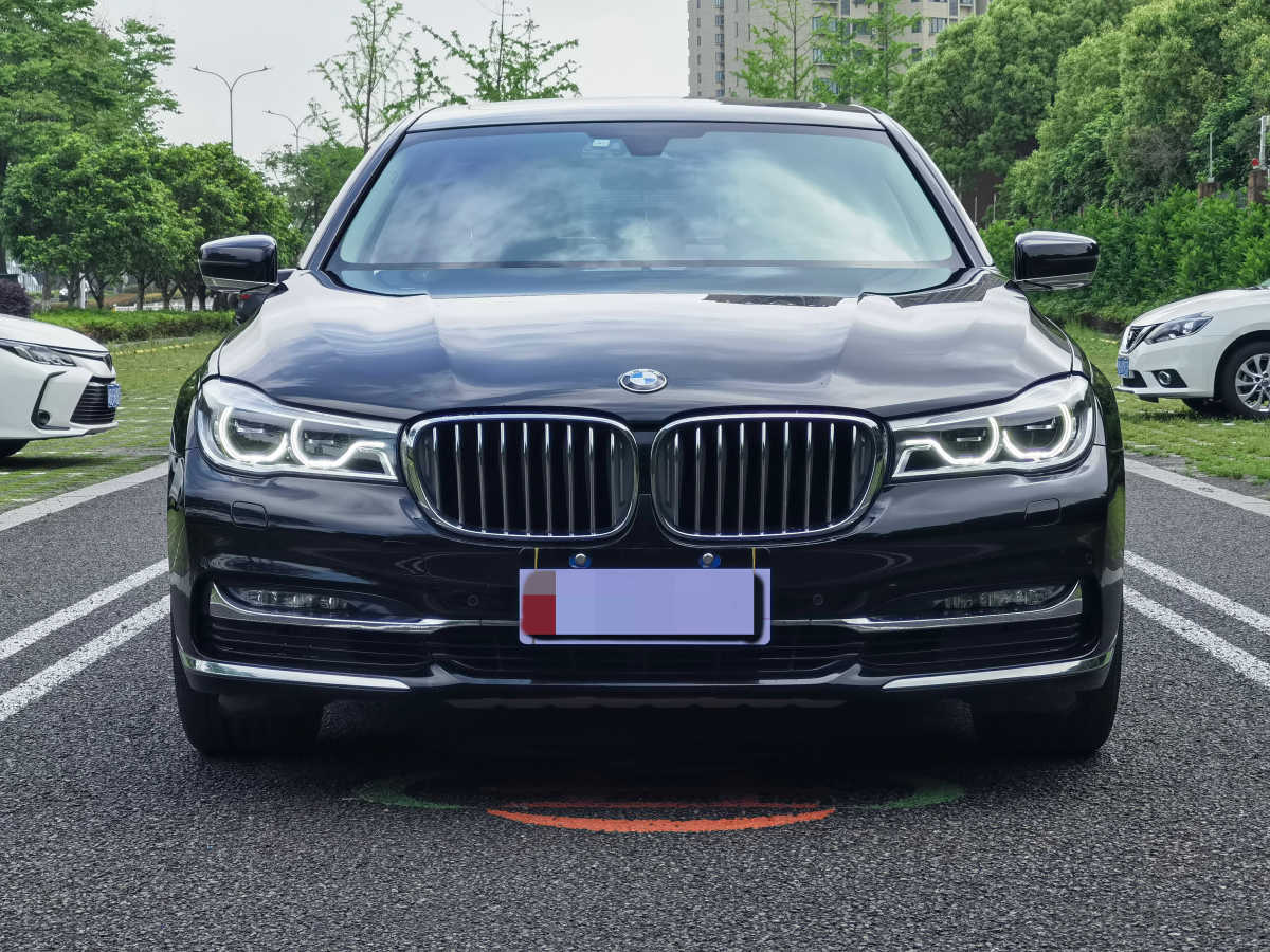 宝马7系 740Li [进口] 2017款 3.0T 自动 汽油 领先版价格0万 