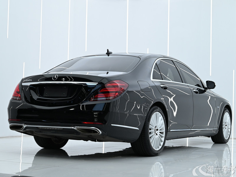 奔驰S级 S350L [进口] 2020款 3.0T 自动 汽油 尊享型臻藏版 