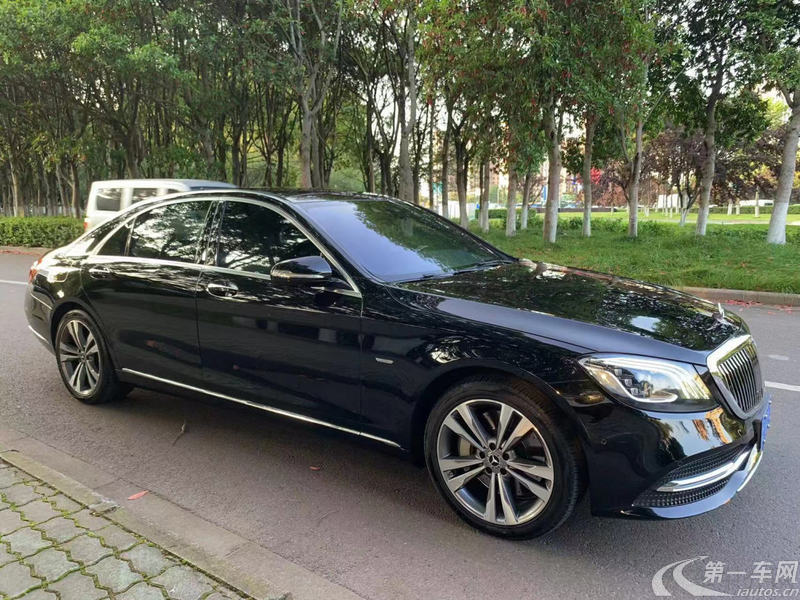 奔驰S级 S350L [进口] 2020款 3.0T 自动 汽油 尊享型臻藏版 