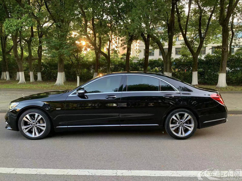 奔驰S级 S350L [进口] 2020款 3.0T 自动 汽油 尊享型臻藏版 