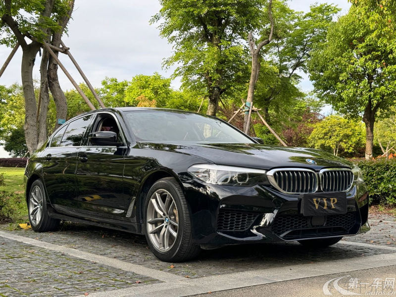 宝马5系 530Li 2019款 2.0T 自动 汽油 xDrive-M运动套装改款 (国Ⅵ) 