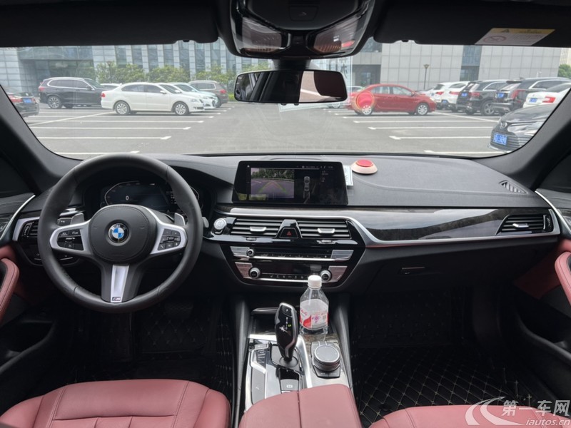 宝马5系 530Li 2020款 2.0T 自动 汽油 领先型M运动套装 (国Ⅵ) 