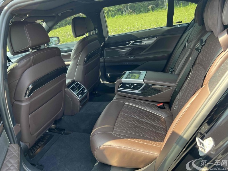 宝马7系 740Li [进口] 2019款 3.0T 自动 汽油 领先型M运动套装 