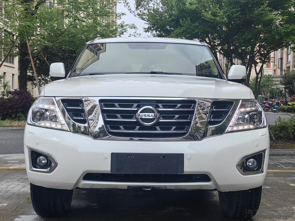 日产途乐 [进口] 2019款 4.0L 自动 四驱 XE中东版平行进口价格0万 