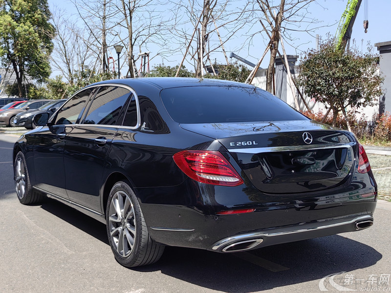 奔驰E级 E260L 2019款 1.5T 自动 汽油 (国Ⅵ) 