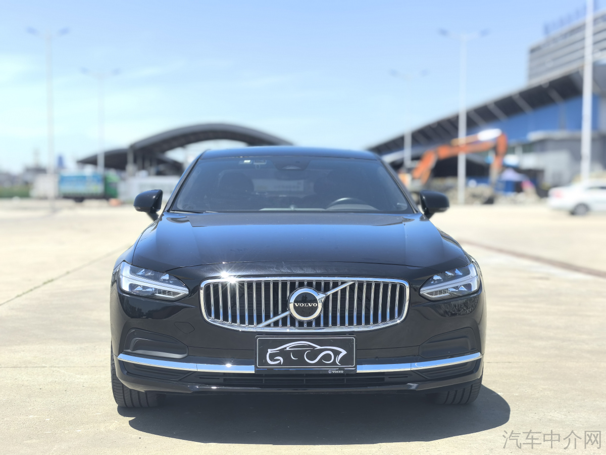 沃尔沃S90 B5 2022款 2.0T 自动 智雅豪华版 价格0万