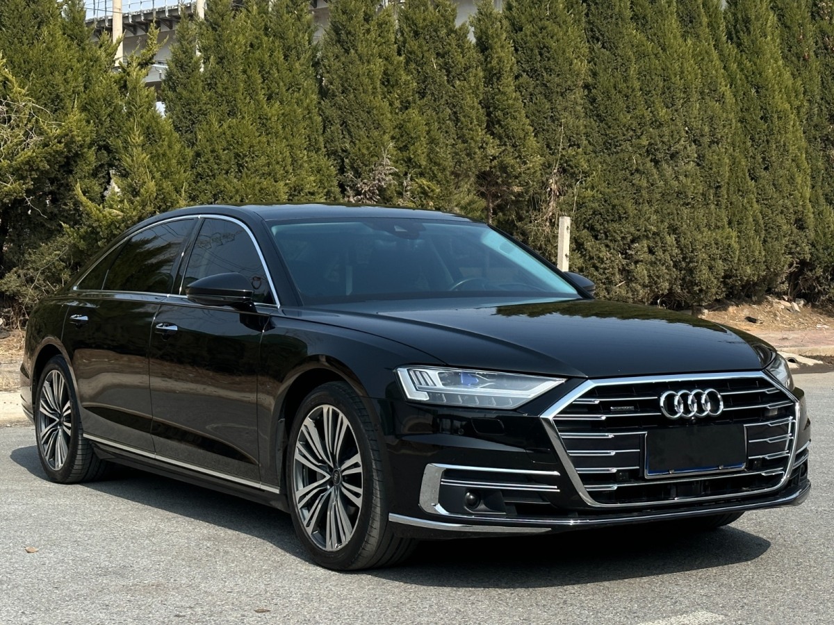 奥迪A8L [进口] 2021款 4.0T 自动 汽油 60TFSI尊贵型价格0万 