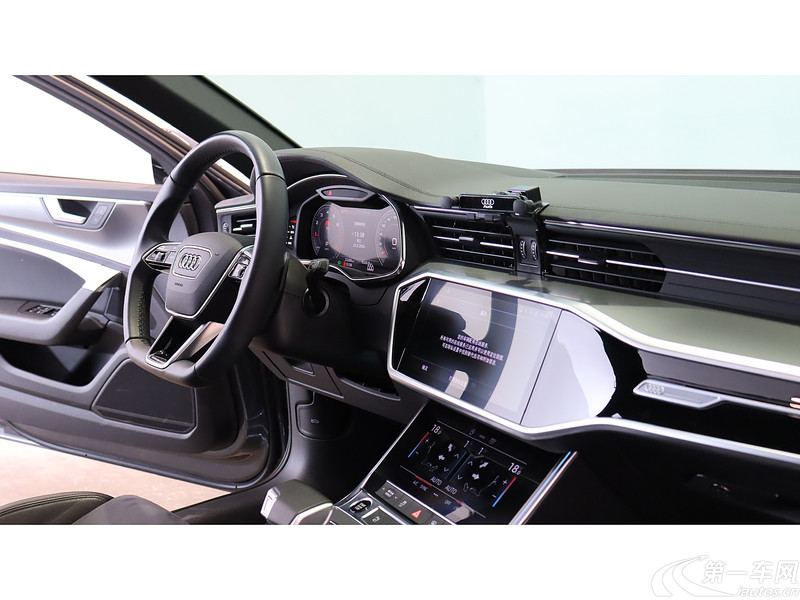 奥迪A6旅行 Avant [进口] 2022款 2.0T 自动 汽油 先锋派45TFSI臻选动感型 