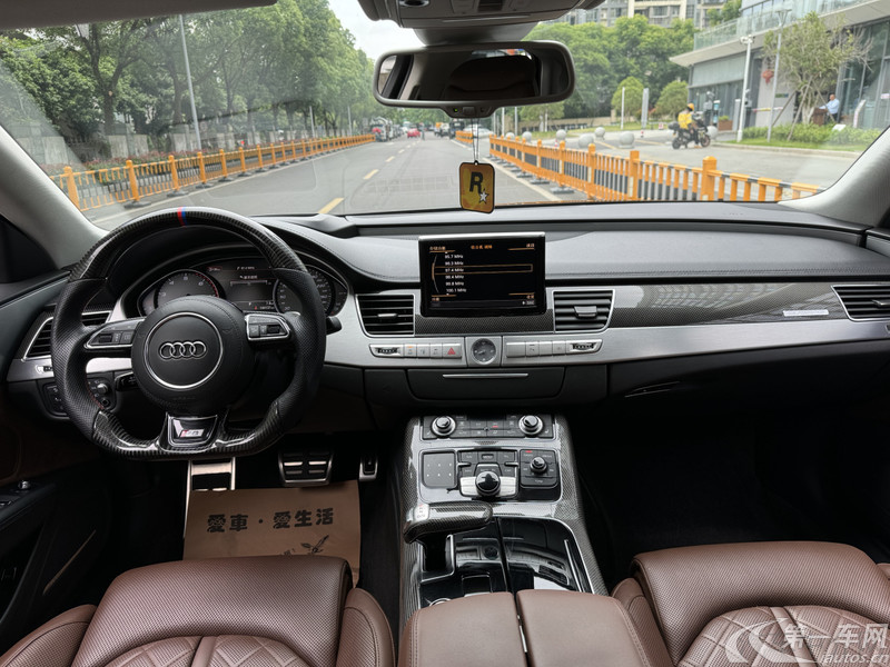 奥迪S8 [进口] 2014款 4.0T 自动 