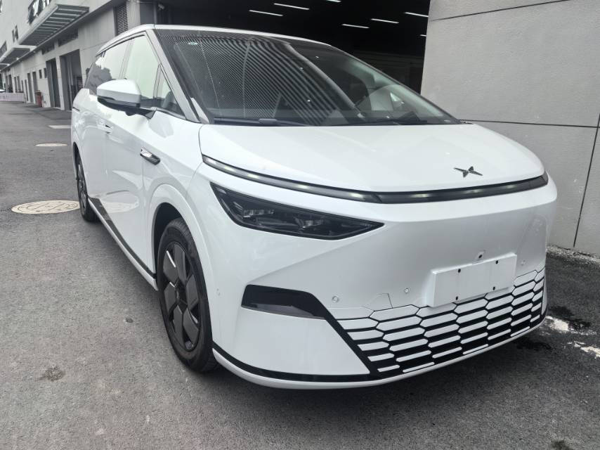小鹏G9 2024款 0.0T 自动 702二手车 二手Max价格0万