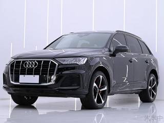 奥迪Q7 55 3.0T 自动 运动型quattro-S-line 