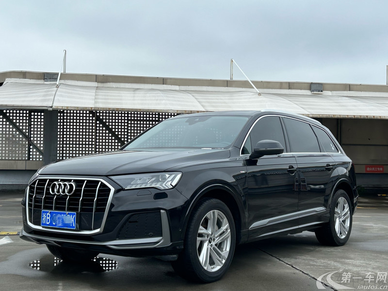 奥迪Q7 [进口] 2021款 2.0T 自动 标准型欧规版平行进口 