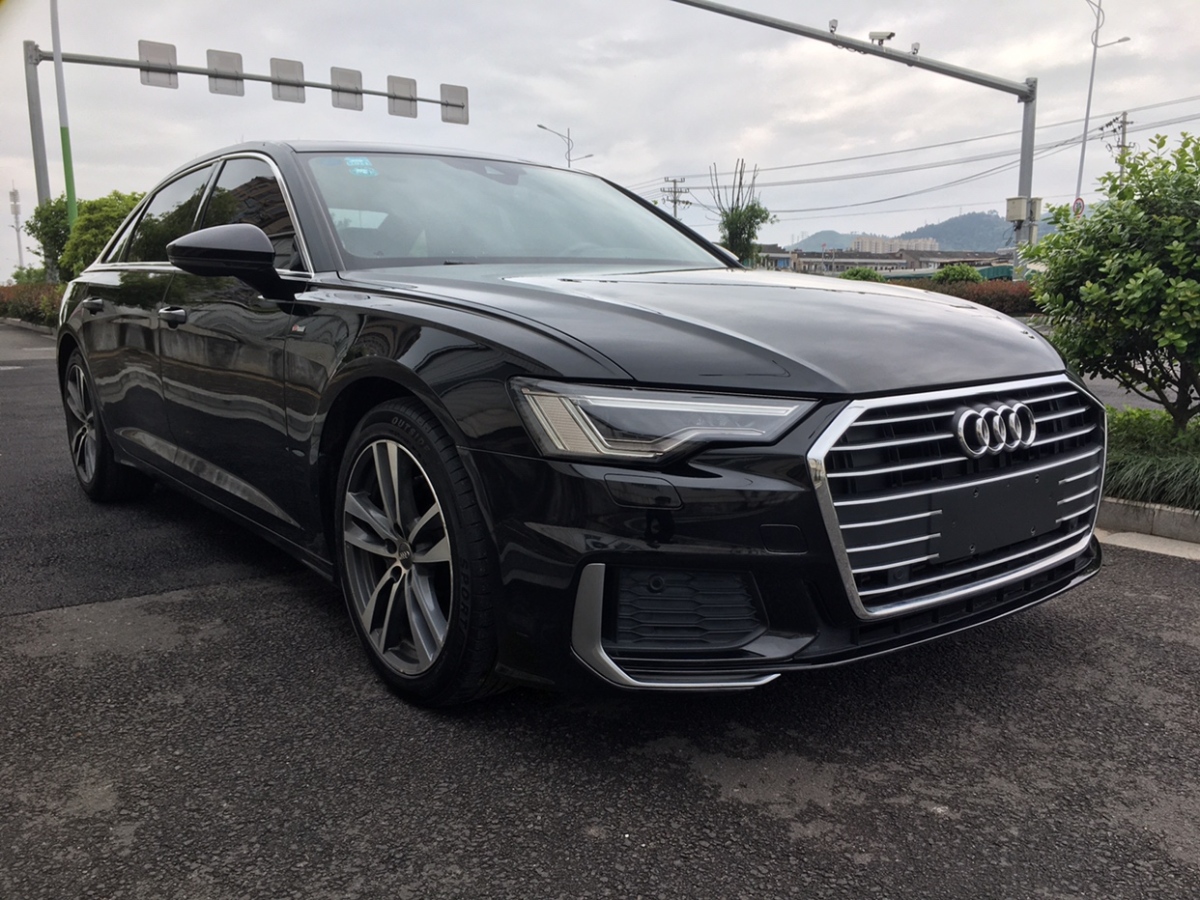 奥迪A6L 45TFSI 2020款 2.0T 自动 臻选动感型 价格0万 