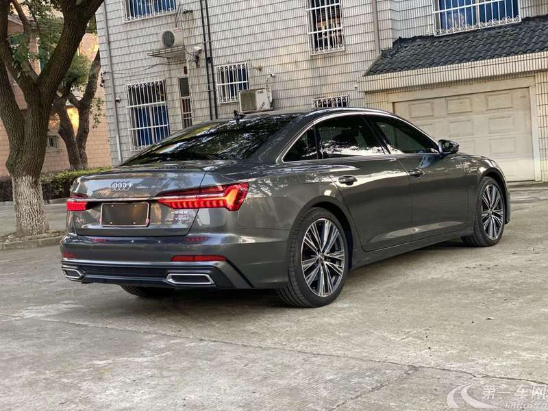 奥迪A6L 45TFSI 2021款 2.0T 自动 臻选致雅型 (国Ⅵ) 