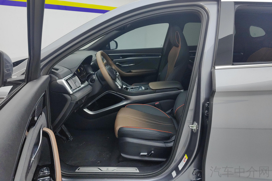 比亚迪宋PLUS PHEV 2021款 1.5T 自动 旗舰PLUS 5G版 价格0万 