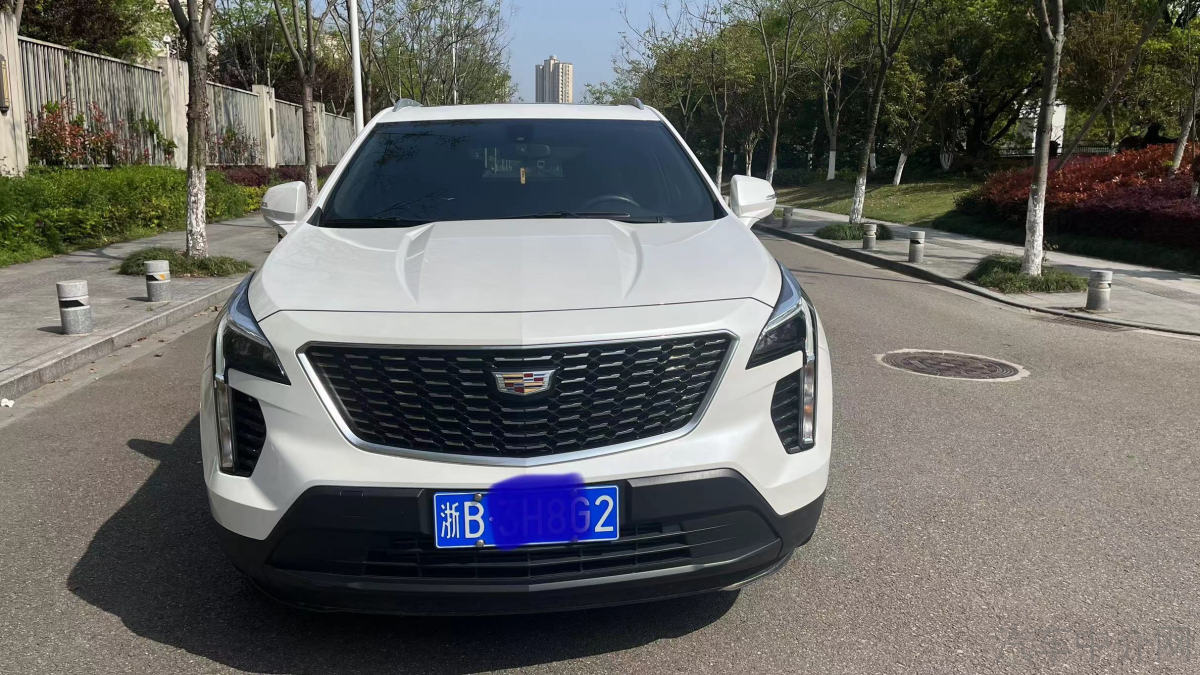 凯迪拉克XT4 2021款 2.0T 自动 28T铂金版 价格0万