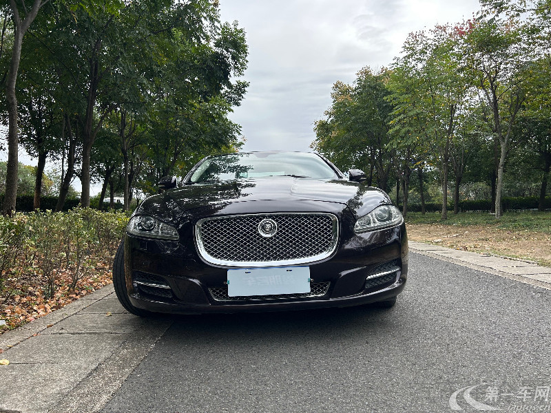 捷豹XJ L [进口] 2013款 2.0T 自动 汽油 典雅商务版 