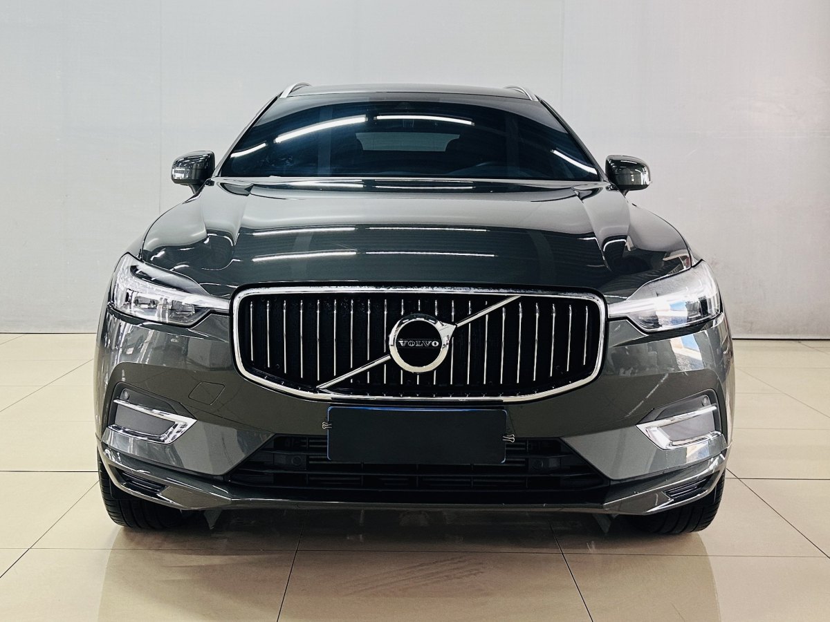 沃尔沃XC60 T5 2021款 2.0T 自动 智逸豪华版 价格0万 