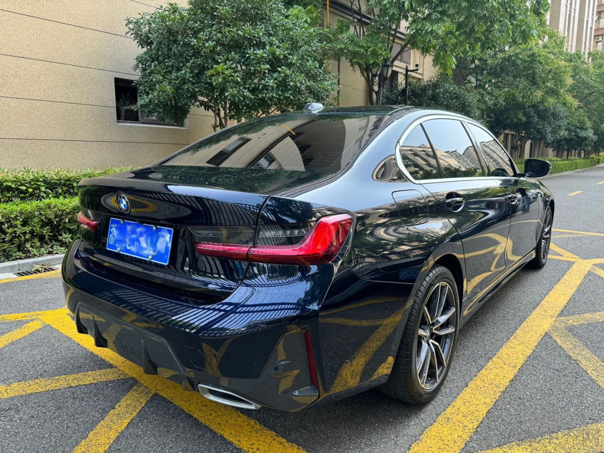 宝马3系 330Li 2023款 2.0T 自动 汽油 M运动曜夜套装 价格0万 