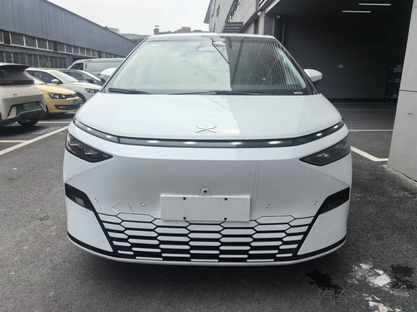 小鹏X9 2024款 0.0T 自动 702超长续航Pro价格0万 