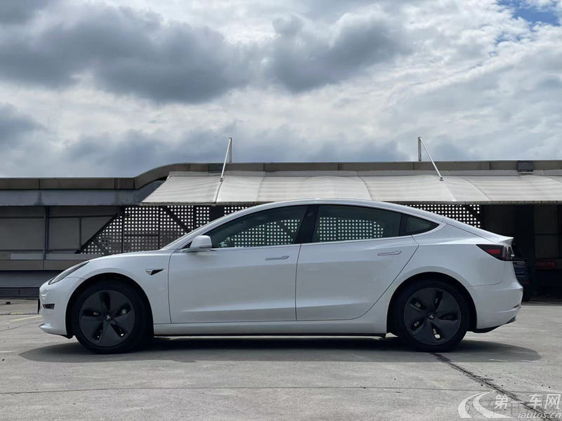 特斯拉MODEL 3 2019款 自动 标准续航升级版 纯电动 