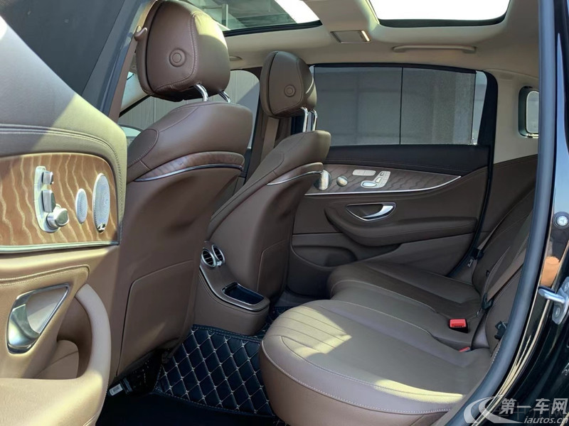 奔驰E级 300L 2023款 2.0T 自动 汽油 豪华型 (国Ⅵ) 