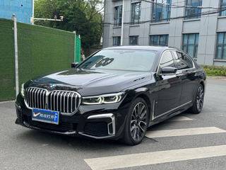 宝马7系 740Li 3.0T 自动 领先型M运动套装 