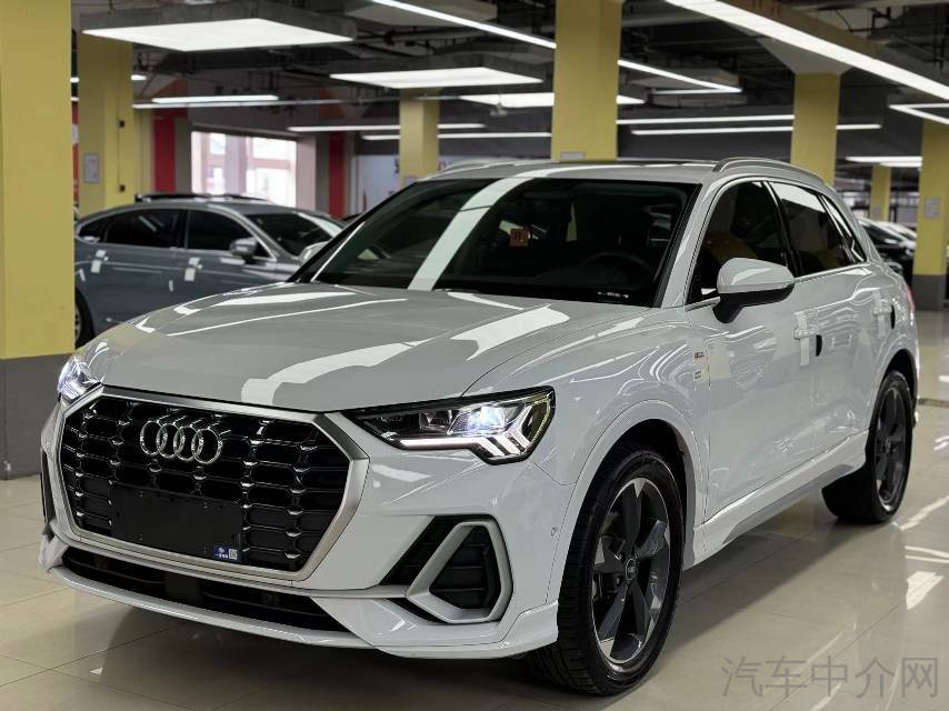 奥迪Q3 35TFSI 2022款 1.4T 自动 前驱 时尚动感型 价格0万