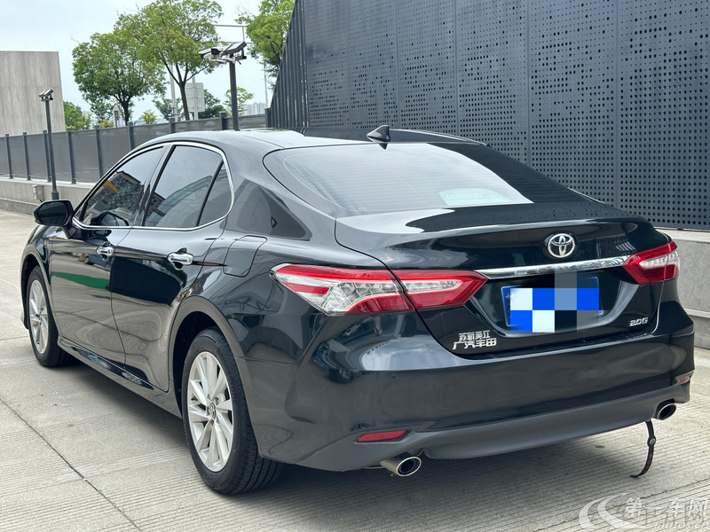 丰田凯美瑞 2021款 2.0L 自动 豪华版 (国Ⅵ) 